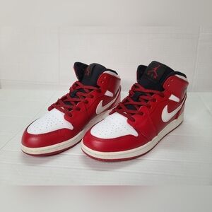 JORDAN 1 Retro Mid Chicago GS 'GYM Red White' Kids shoe 7y